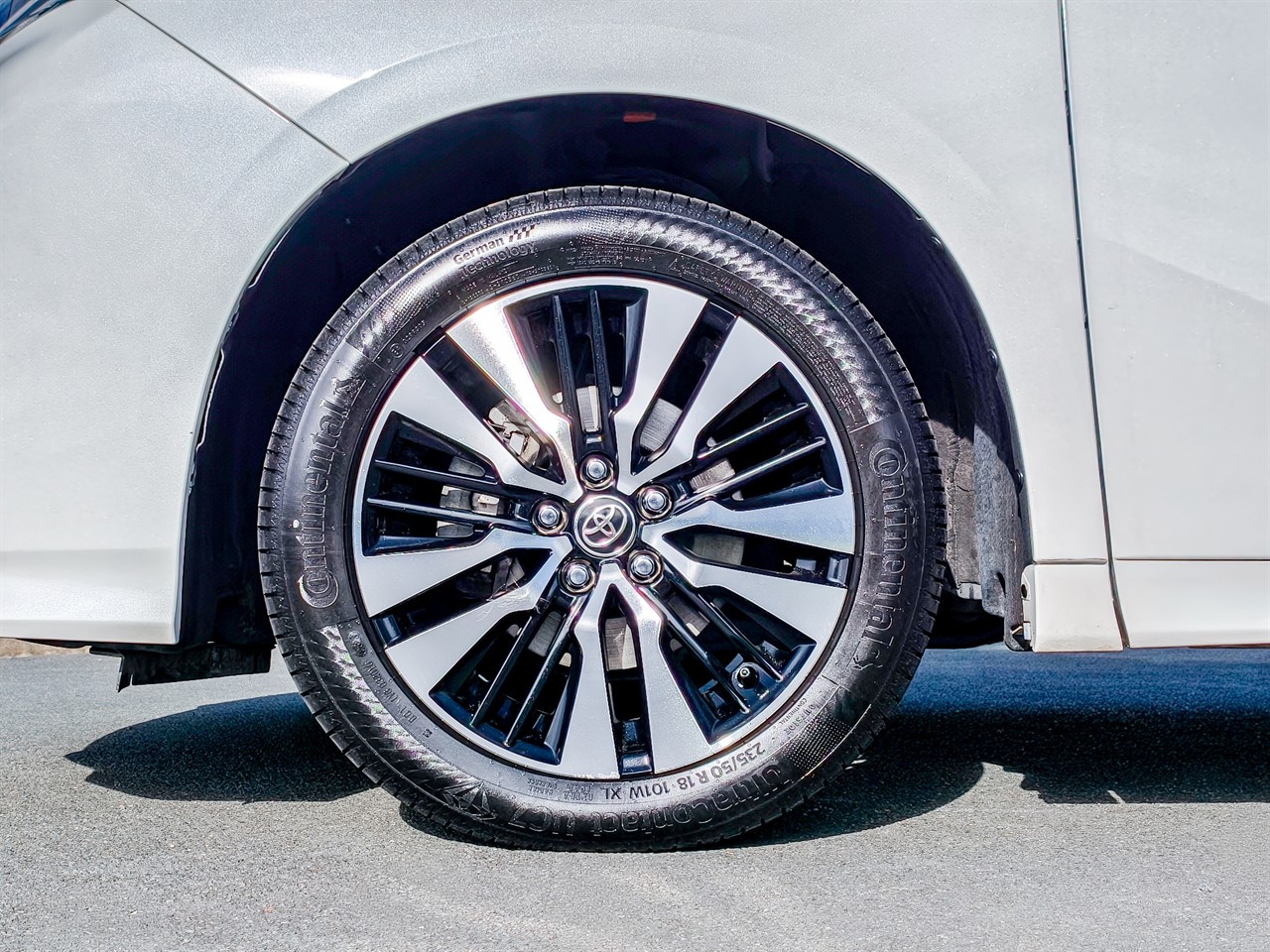 2022 Toyota Alphard