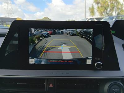 2024 Toyota Prius - Thumbnail