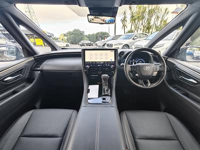 2025 Toyota Alphard - Thumbnail