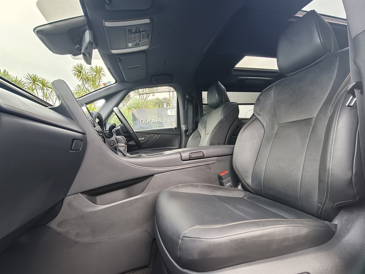 2025 Toyota Alphard