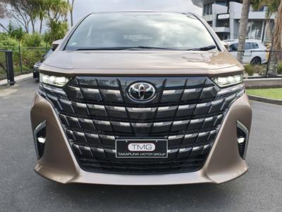 2025 Toyota Alphard - Thumbnail