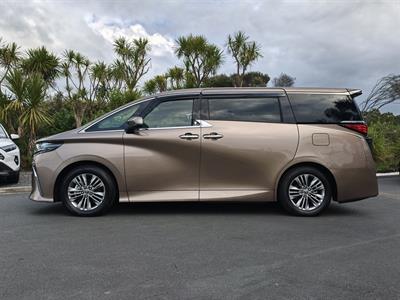 2025 Toyota Alphard - Thumbnail