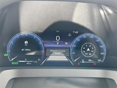 2025 Toyota Alphard - Thumbnail