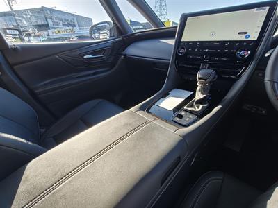 2026 Toyota Alphard - Thumbnail