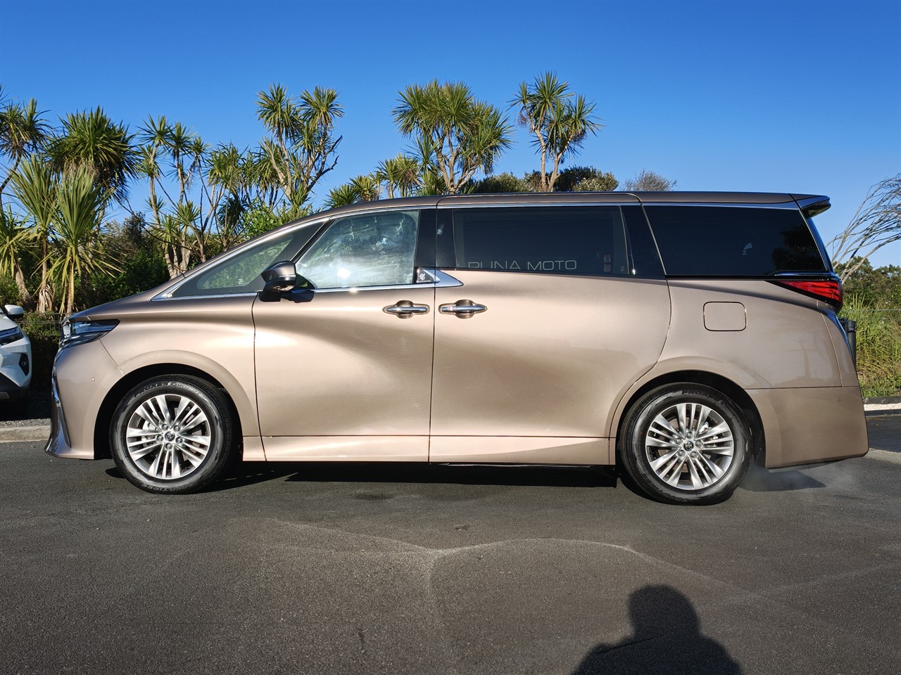 2026 Toyota Alphard