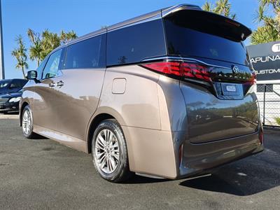 2026 Toyota Alphard - Thumbnail