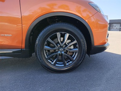 2021 Nissan X-trail - Thumbnail