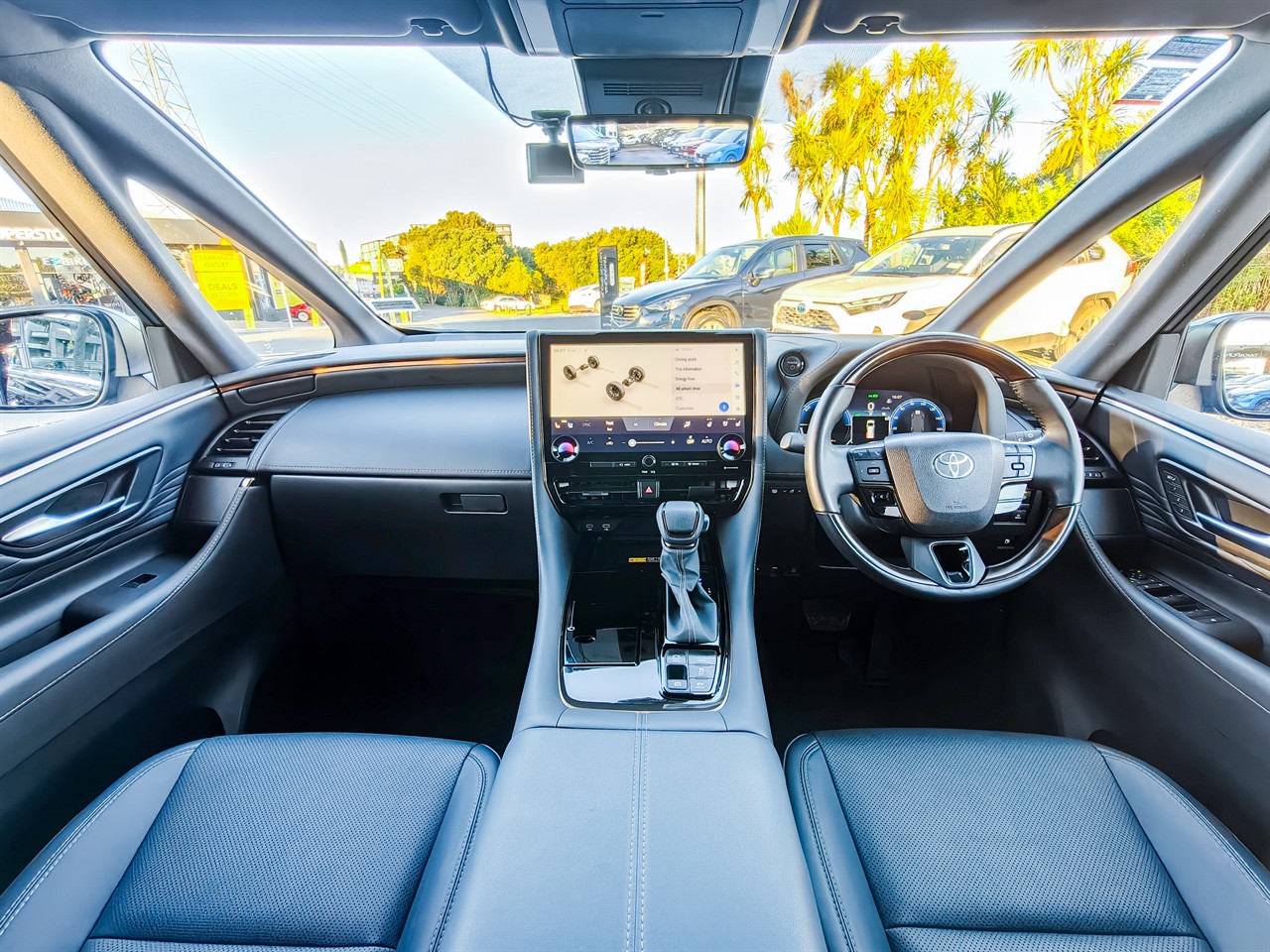 2023 Toyota Alphard