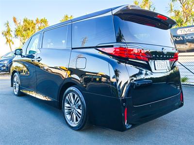 2023 Toyota Alphard - Thumbnail