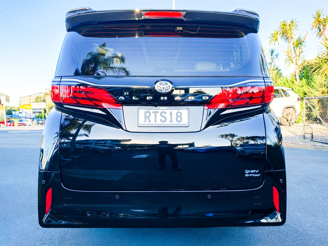2023 Toyota Alphard