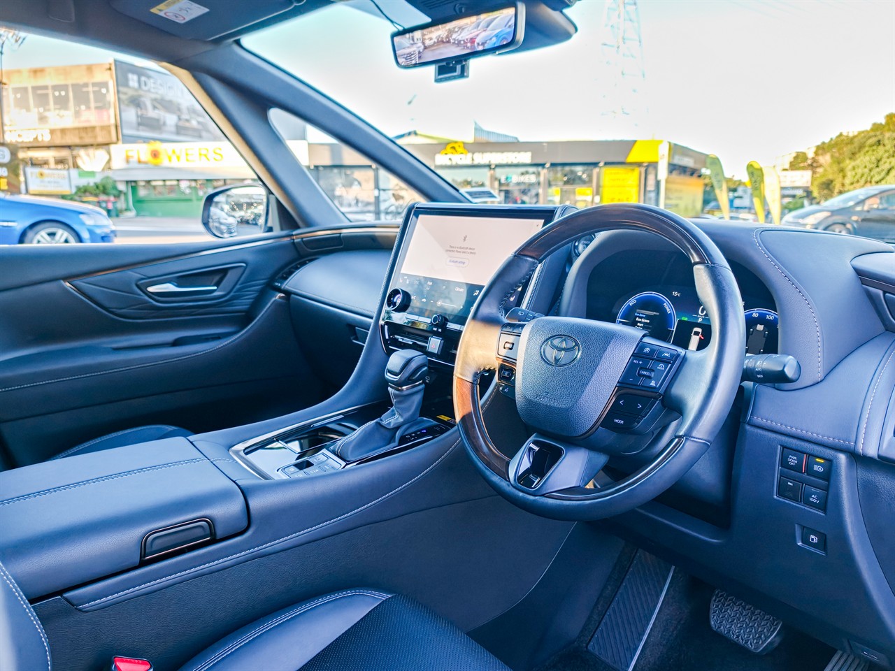 2023 Toyota Alphard