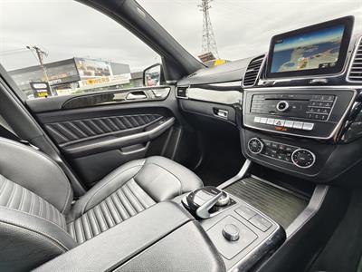 2017 Mercedes-Benz GLE 43 - Thumbnail