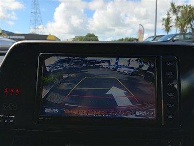 2019 Toyota C-HR - Thumbnail