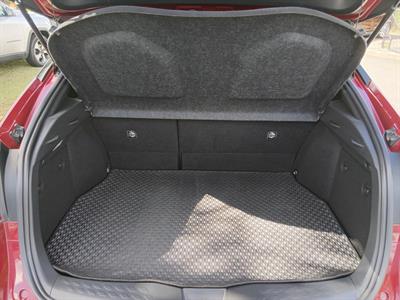 2019 Toyota C-HR - Thumbnail