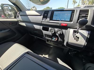 2025 Toyota Hiace - Thumbnail