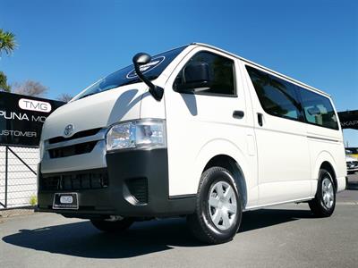 2025 Toyota Hiace - Thumbnail