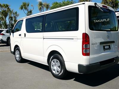 2025 Toyota Hiace - Thumbnail