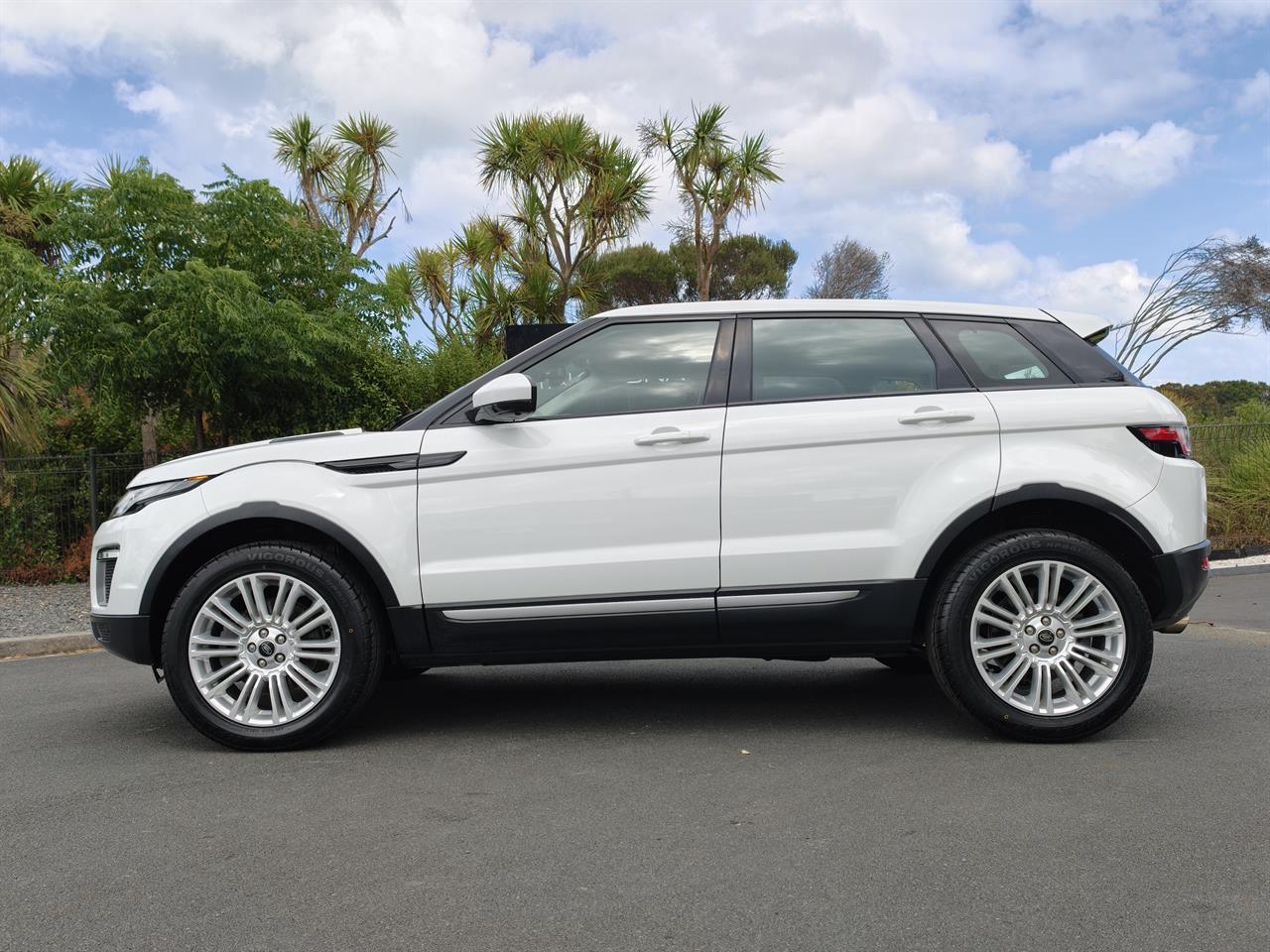 2017 Land Rover Range Rover