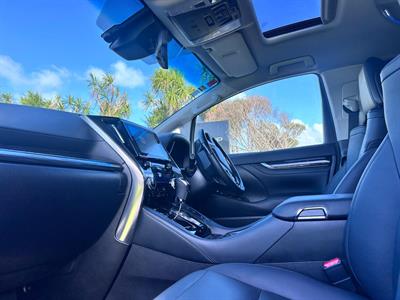 2023 Toyota Alphard - Thumbnail