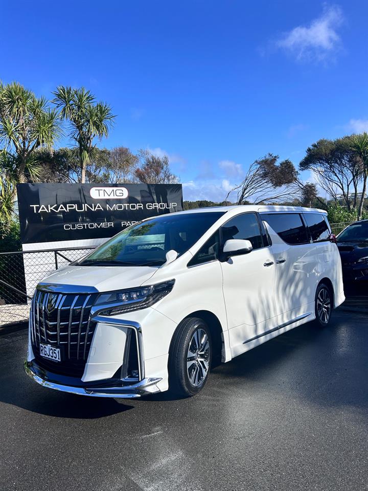 2023 Toyota Alphard