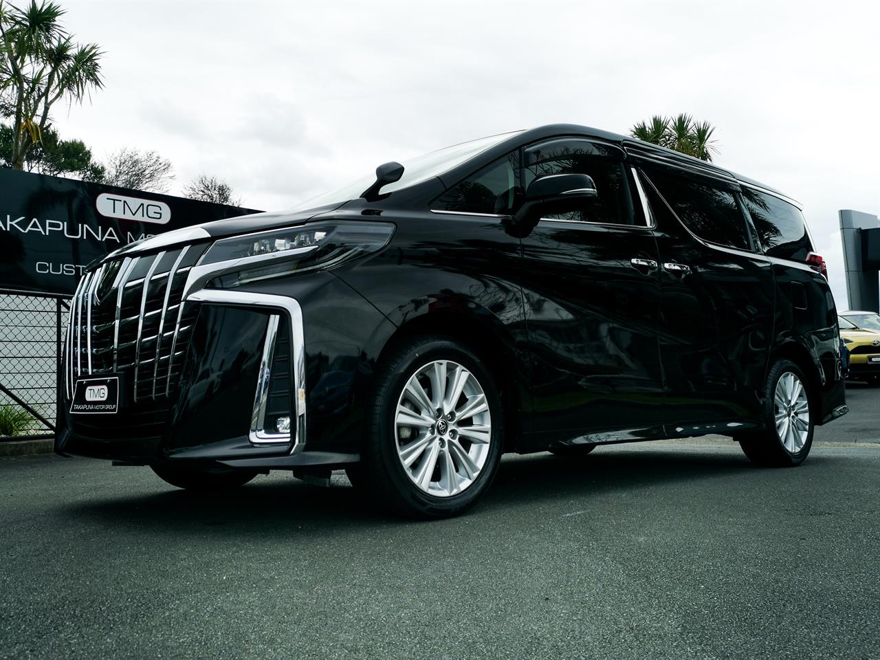 2020 Toyota Alphard