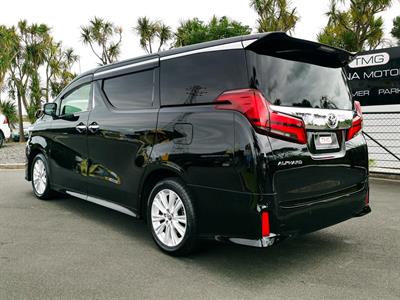 2020 Toyota Alphard - Thumbnail