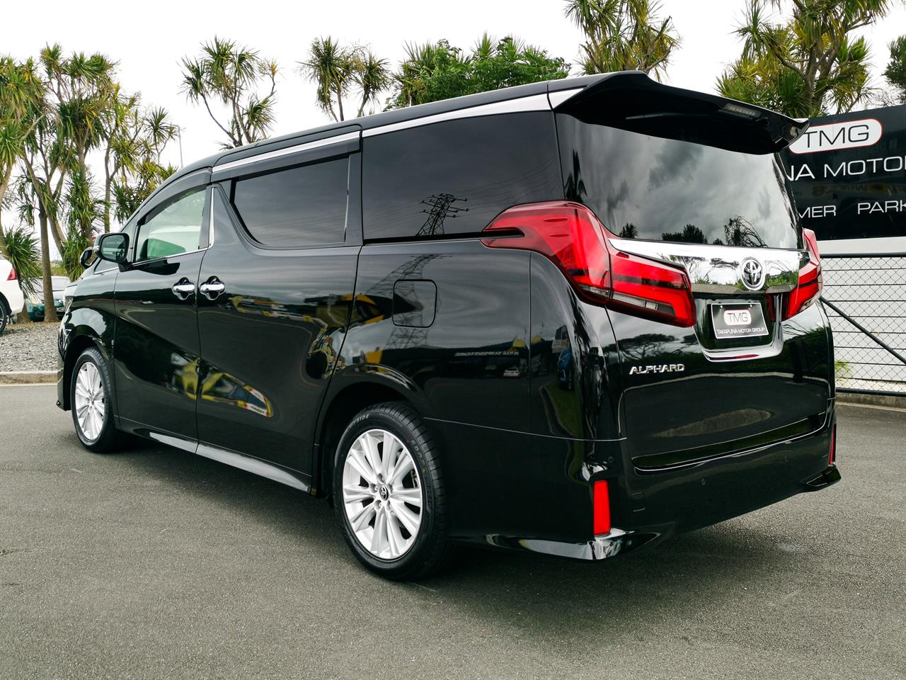 2020 Toyota Alphard