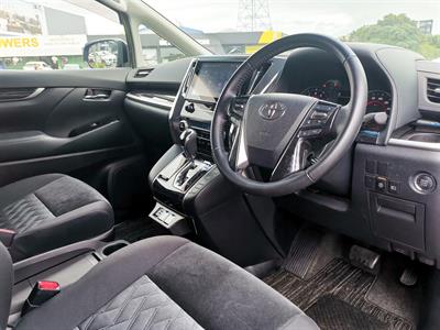 2020 Toyota Alphard - Thumbnail
