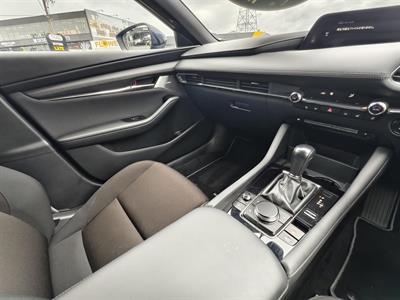 2021 Mazda 3 - Thumbnail