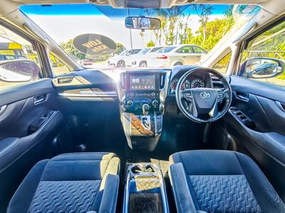 2015 Toyota Vellfire - Thumbnail