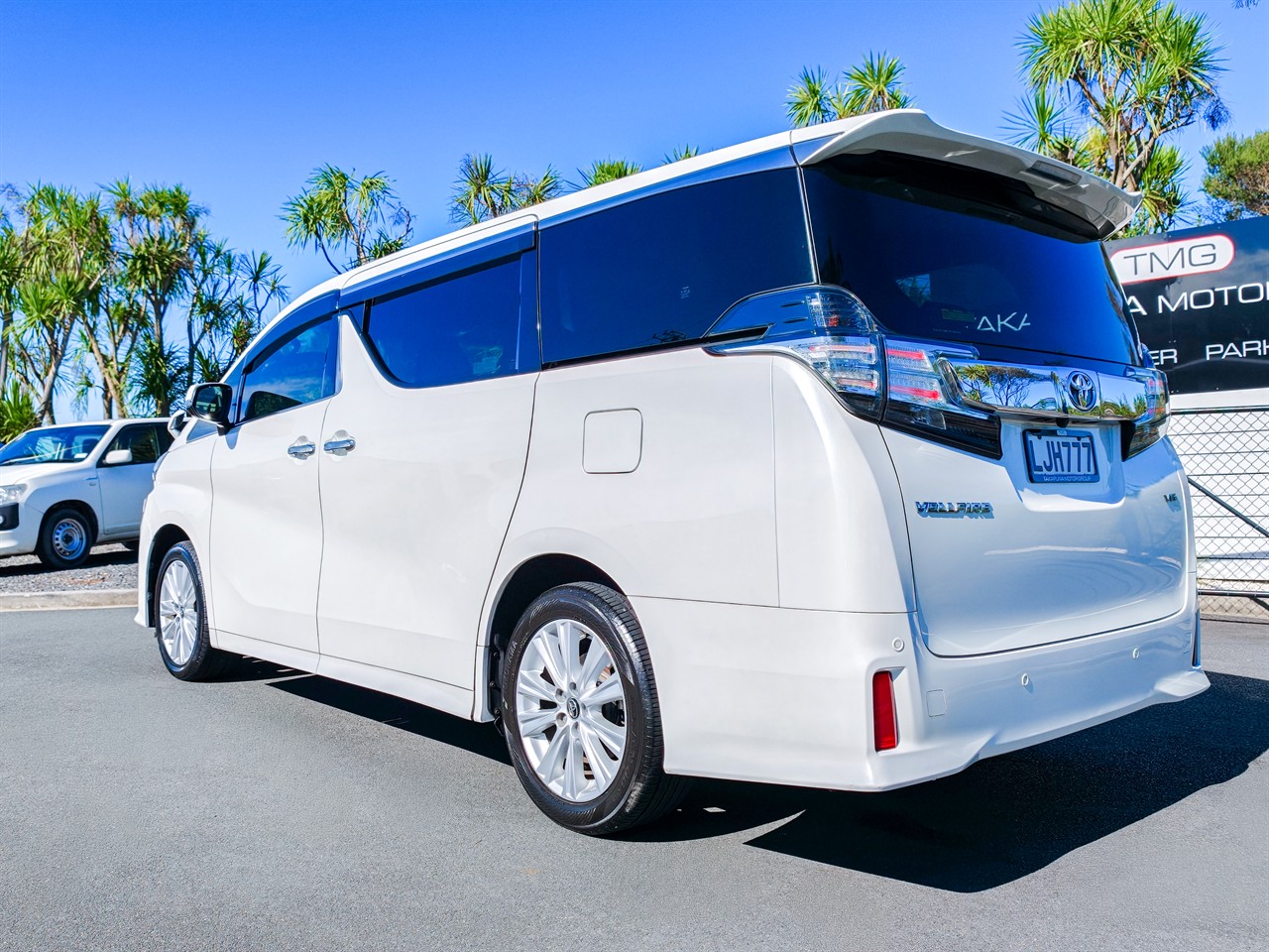 2015 Toyota Vellfire