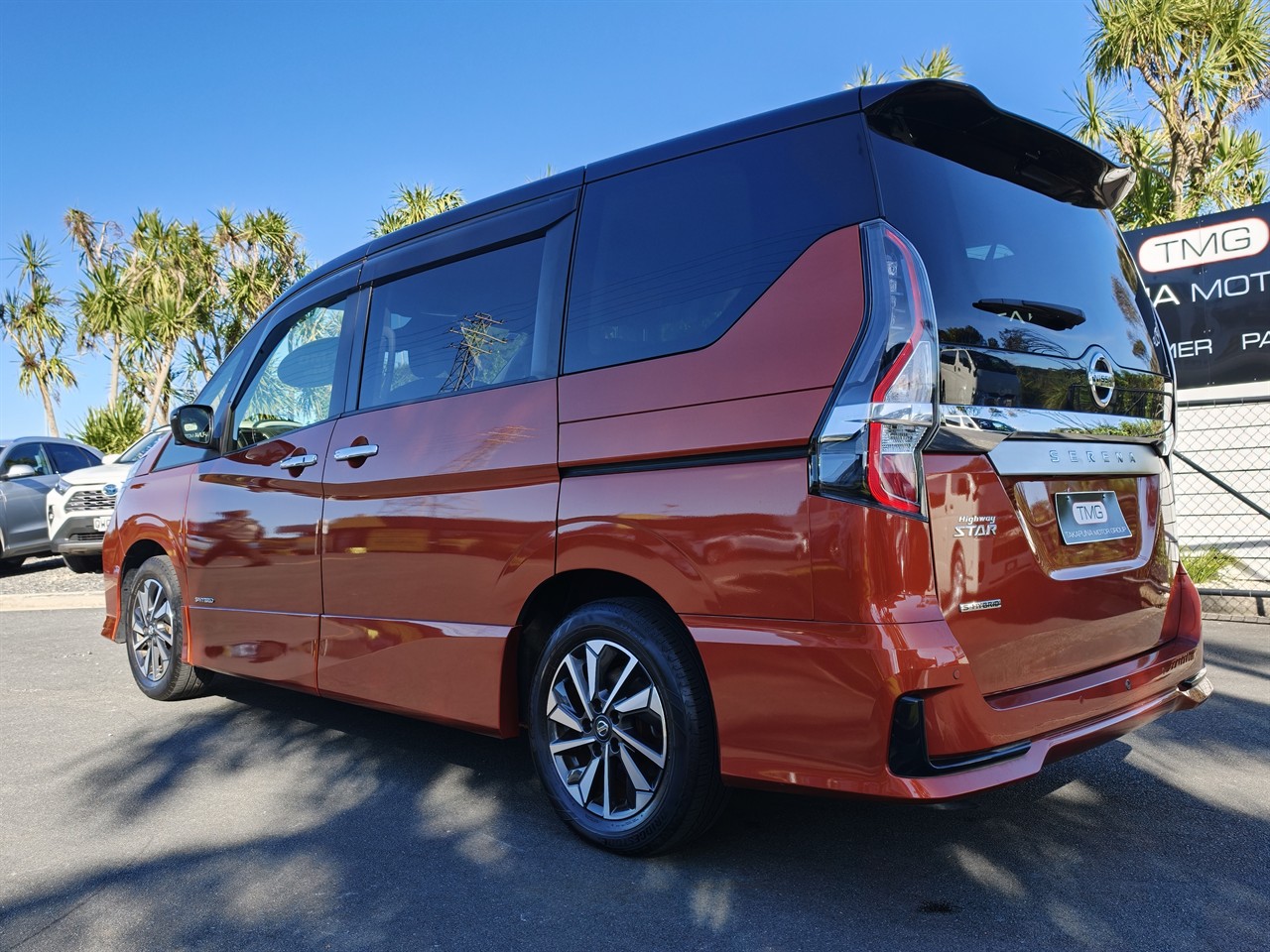 2022 Nissan Serena