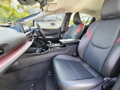 2023 Toyota Prius - Thumbnail