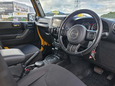 2015 Jeep Wrangler - Thumbnail