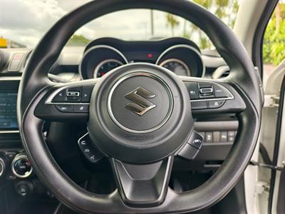 2020 Suzuki Swift - Thumbnail