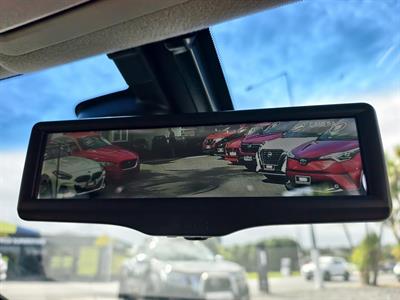 2019 Nissan Elgrand - Thumbnail