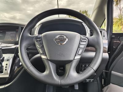 2019 Nissan Elgrand - Thumbnail