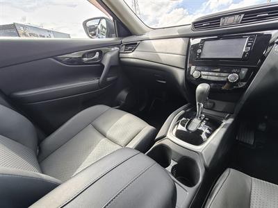 2019 Nissan X-trail - Thumbnail