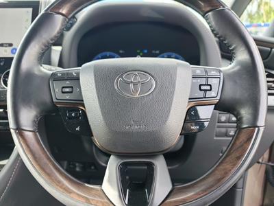 2024 Toyota Alphard - Thumbnail