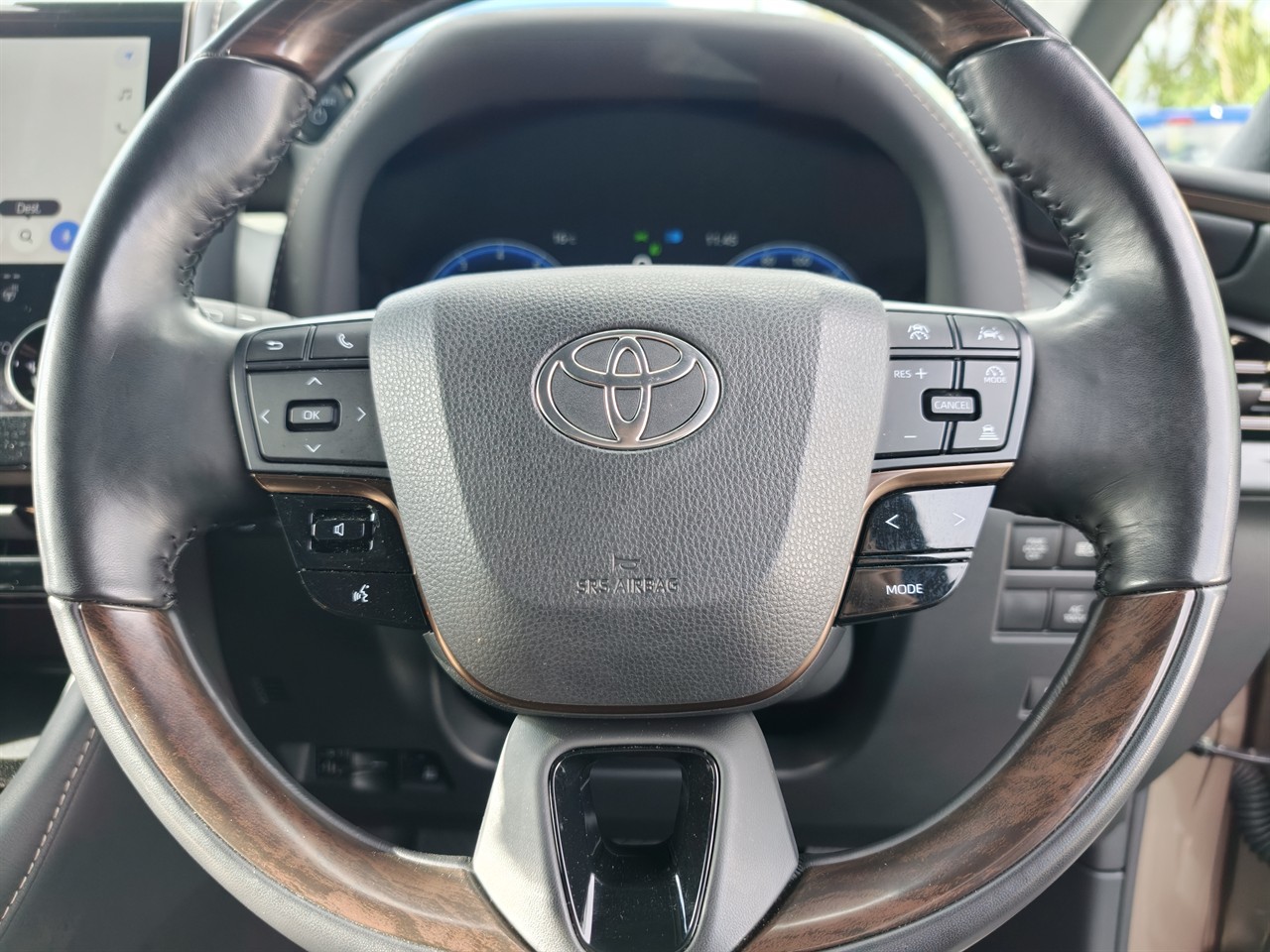 2024 Toyota Alphard