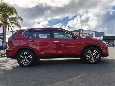 2018 Nissan X-Trail - Thumbnail