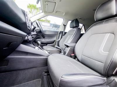 2020 Hyundai Venue - Thumbnail