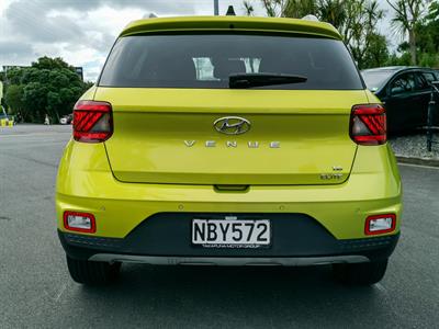 2020 Hyundai Venue - Thumbnail