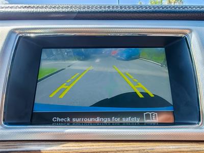 2015 Jaguar XF - Thumbnail