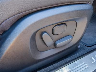 2015 Jaguar XF - Thumbnail