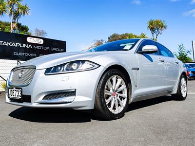 2015 Jaguar XF - Thumbnail