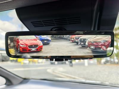 2025 Toyota Alphard - Thumbnail