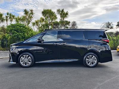 2025 Toyota Alphard - Thumbnail