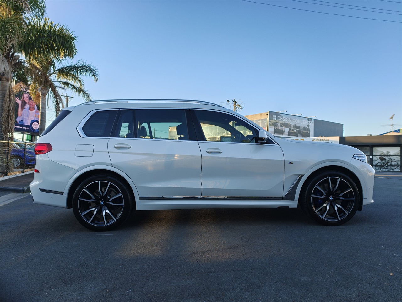 2020 BMW X7