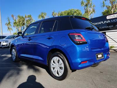 2024 Suzuki Swift - Thumbnail